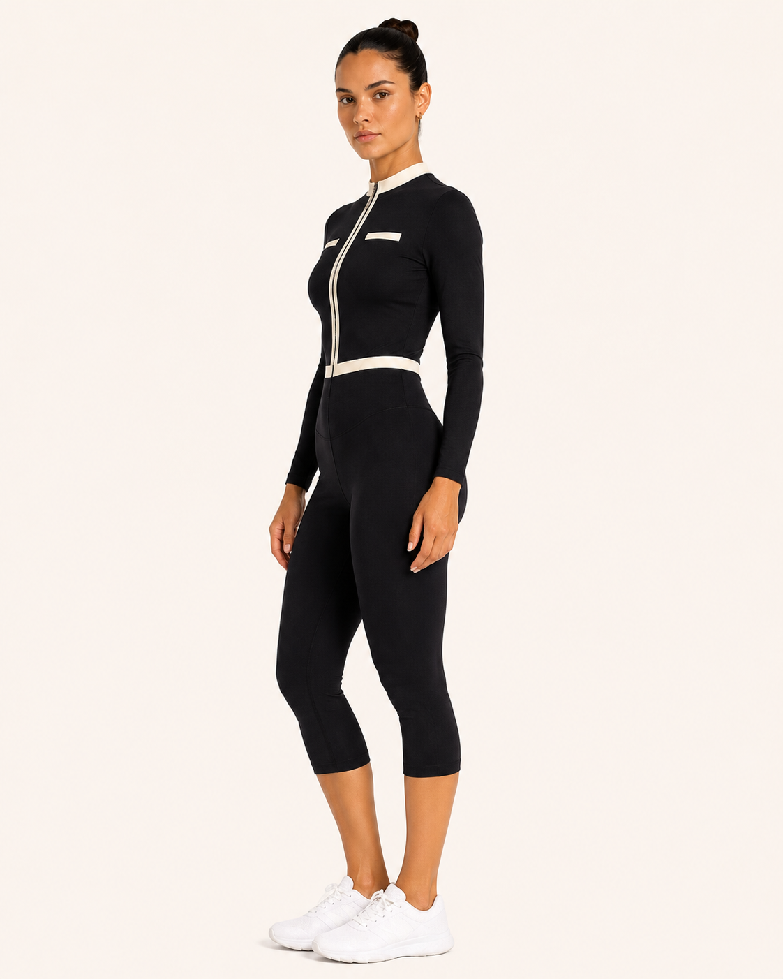 Black Old Money Capri Leggings